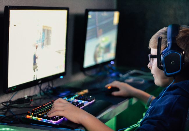 Kid player computer game